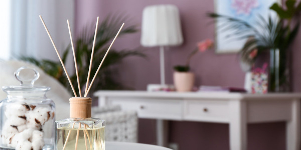 Scent and Emotion: How to Properly Distinguish the Quality of Home Fragrances and Their Influence on Our Moods?